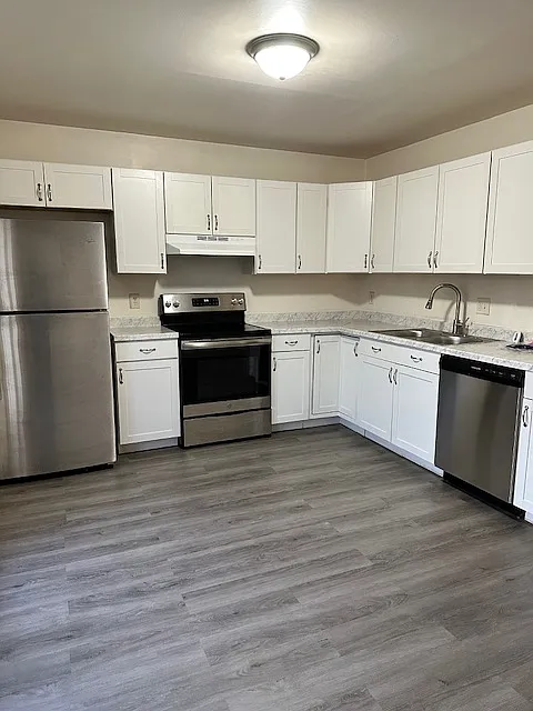 2 bed, 1275 sqft, $1,395 — Photo 2