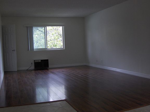 3rd image of 1807 Fremont Ave APT 202