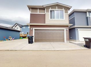 1645 Plum Cir SW, Edmonton, AB T6X2Y5