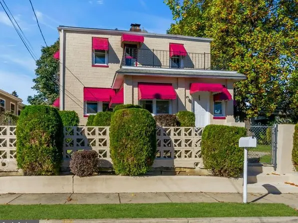 125 Robbins Ave, Ewing, NJ 08638