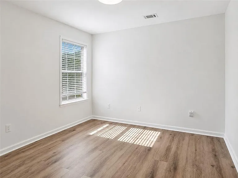 510 White Stag Ct — Photo 33