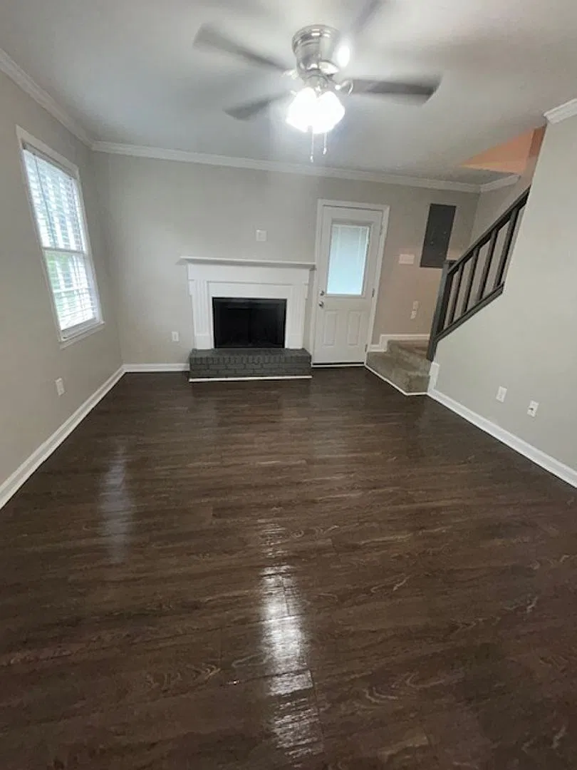 1 Bedroom In Rosewood/Shandon Area - Half Off The First Full Month! — Photo 3