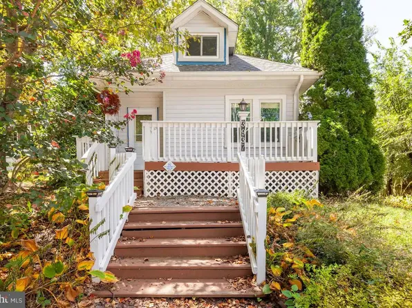 3937 8th St, North Beach, MD 20714