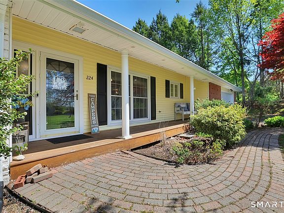 4th image of 224 Coleman Road