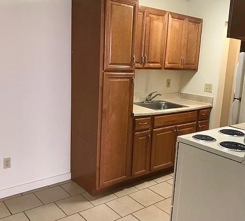 2nd image of 1310 Park St APT 107
