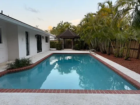 4 bed, 2452 sqft, $5,750 — Photo 3