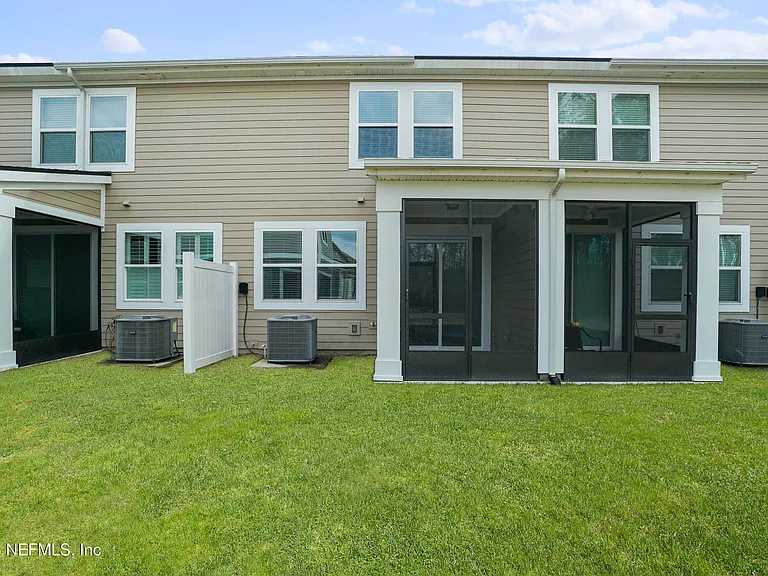 142 Castro Ct — Photo 29