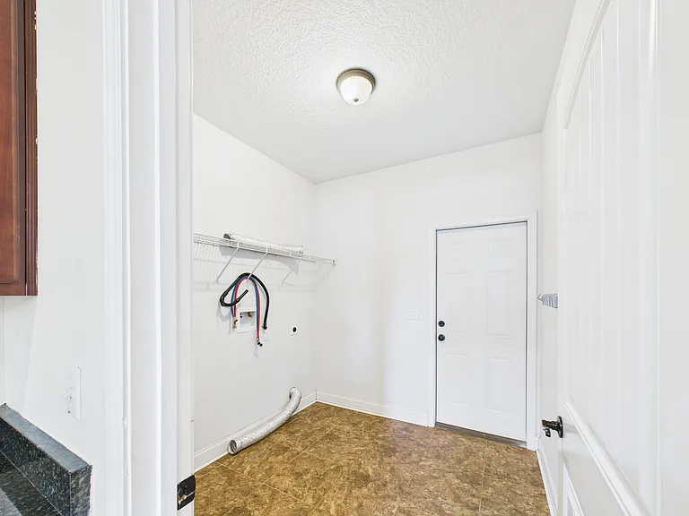 4546 Live Oak Church Rd — Photo 26