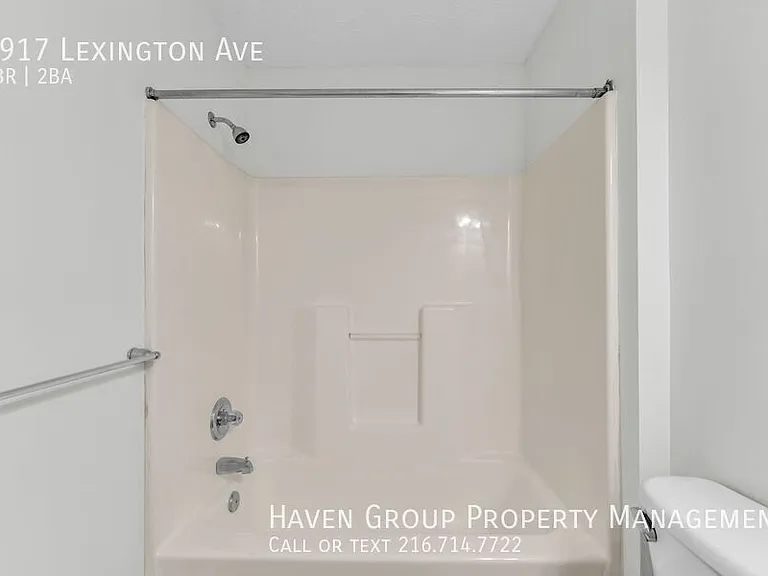 1917 Lexington Ave — Photo 10