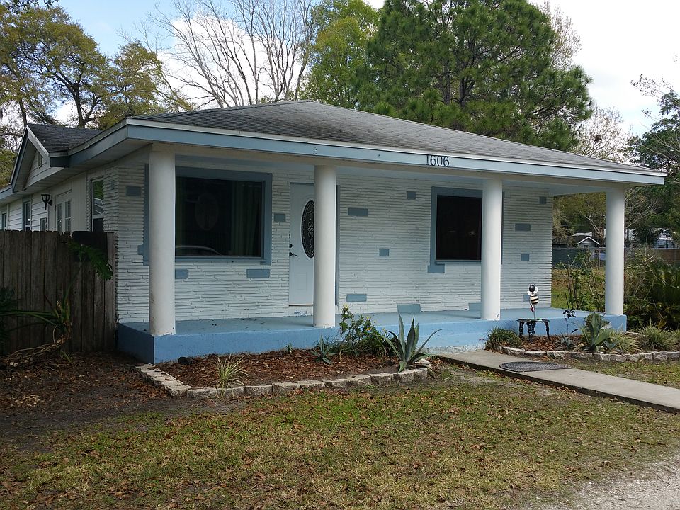 1st image of 1606 E Lee Villa Dr