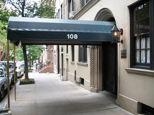 Sold by Corcoran | media 16