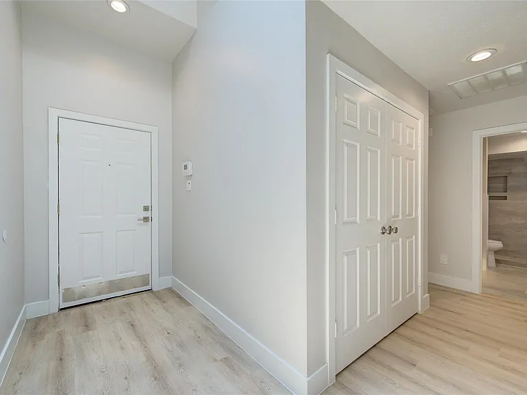 4931 Lake Catherine Ct — Photo 4