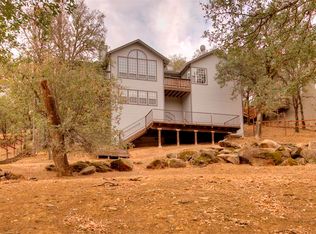 19972 Jigsaw Rd, Hidden Valley Lake, CA 95467