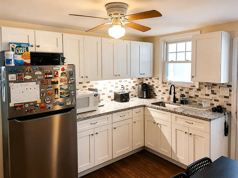 97 Florence Ave #2 — Photo 2