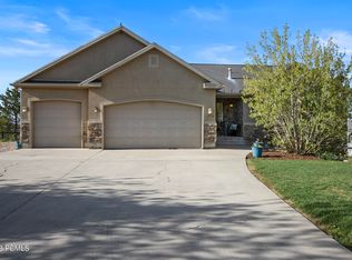 936 W Roundup Way, Oakley, UT 84055