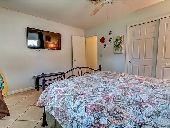 5th image of 1716 Cambridge Dr