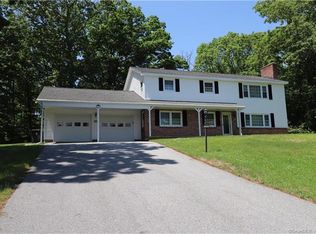 109 Beacon Rd, Windham, CT 06280