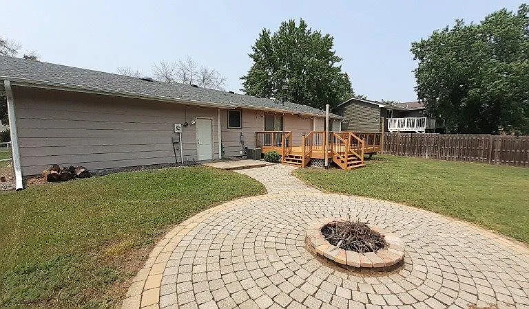 Back yard paved fire pit