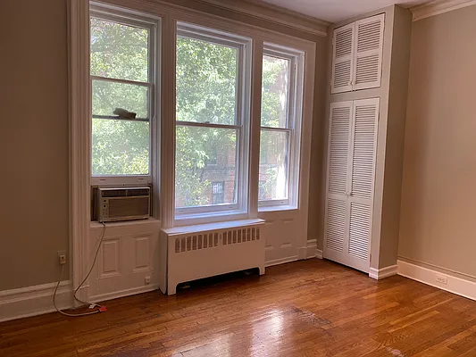 Rented by Dab Hold Corp | media 7