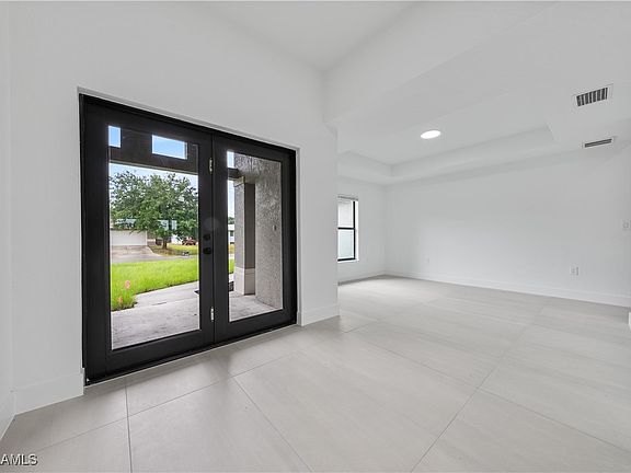 5th image of 2839 Nancy Dr