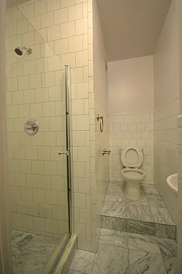 Rented by Bold New York | media 12