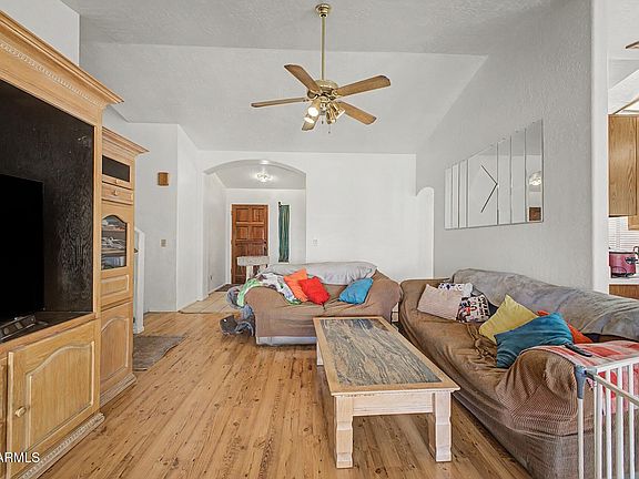 2nd image of 5641 E GREENWAY Street
