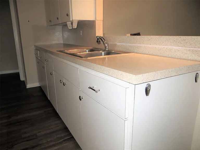 2809 Rosadele St — Photo 10