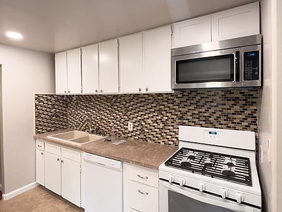 Kitchen w/ Recessed Lights