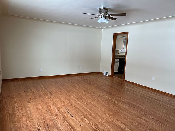 3rd image of 2813 Hamman Dr