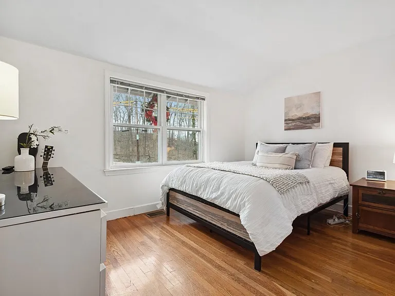235 Forest St — Photo 15
