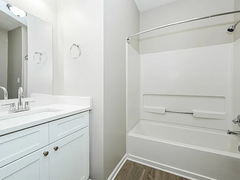 4060 Springvale Way — Photo 18