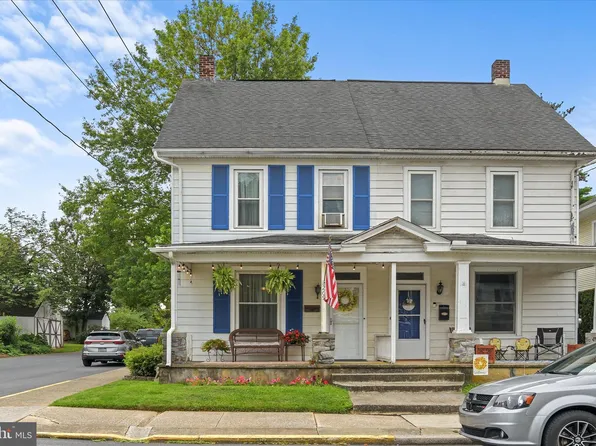 269 W High St, Hummelstown, PA 17036