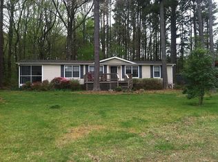590 Robinson Ferry Rd, Macon, NC 27551