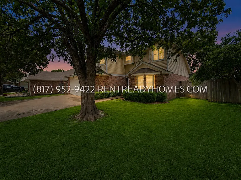 7504 Trotter Ct — Photo 2