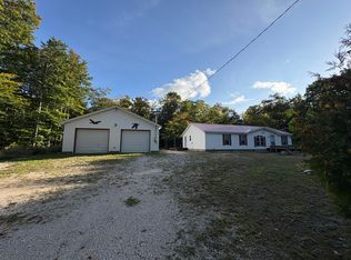 19518 E North Caribou Lake Rd, De Tour Village, MI 49725