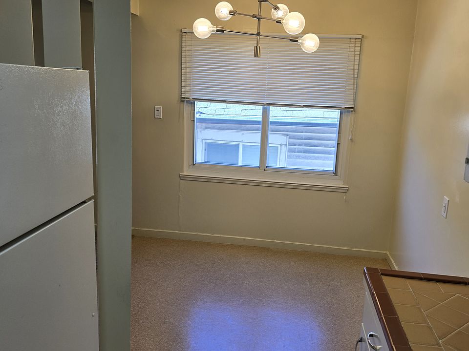 1st image of 546 Green Ave APT 5