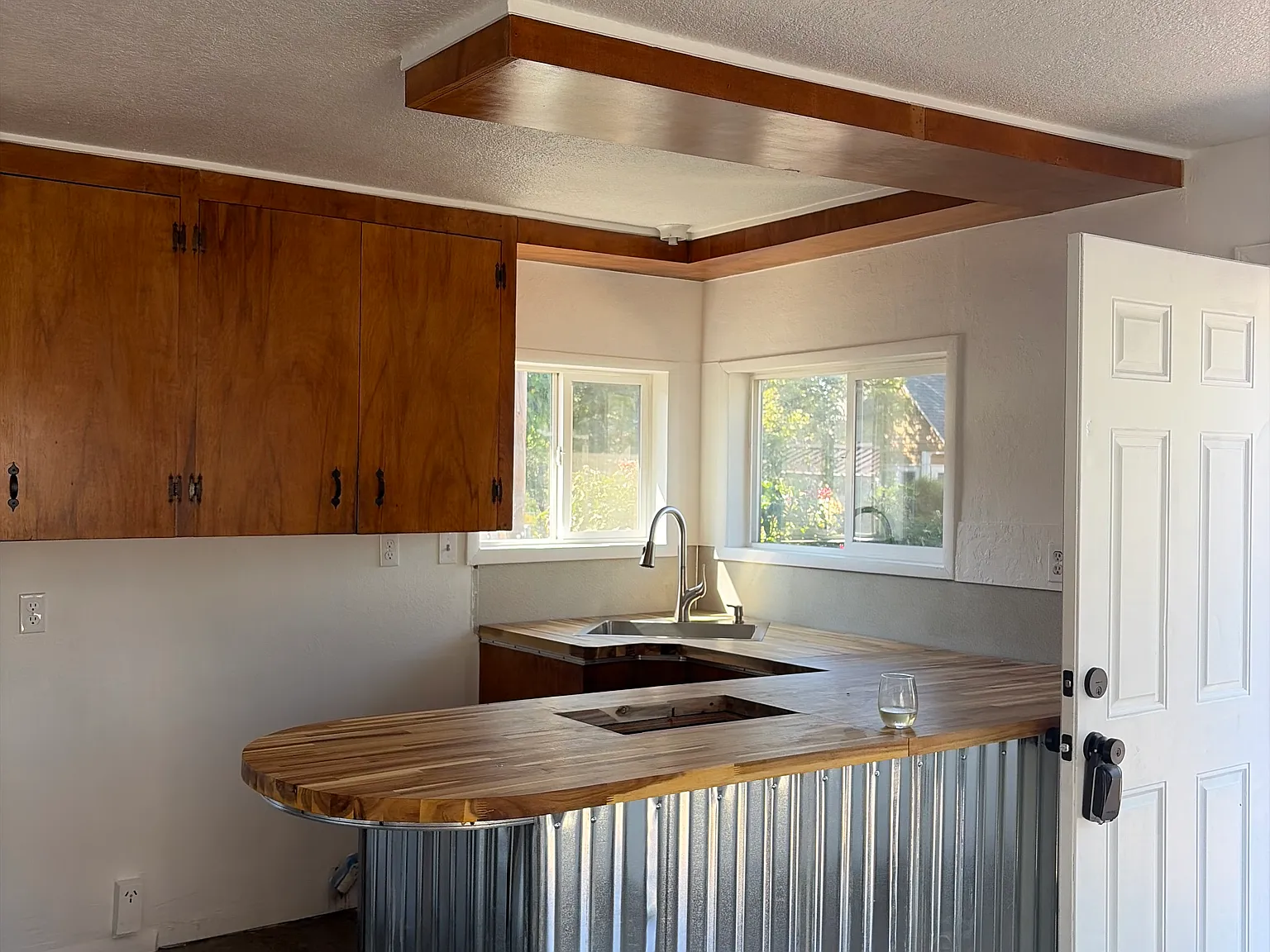 1 bed, 750 sqft, $1,250 — Photo 1