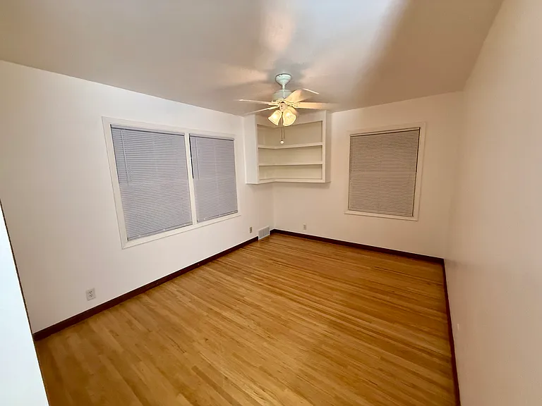 5109 S 83rd St — Photo 19