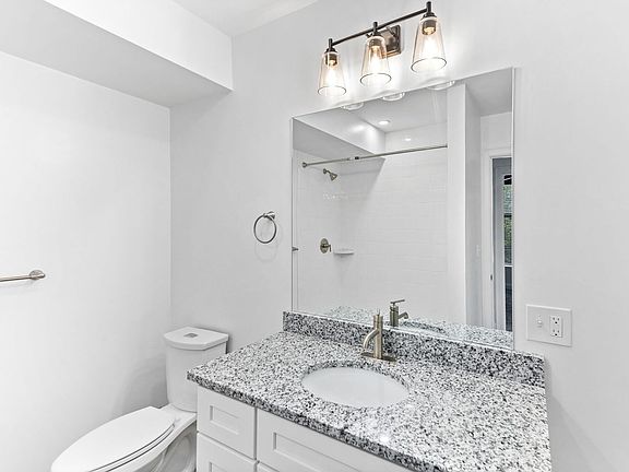 5th image of 8 Lincoln St #8LIN-115