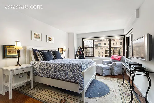 Sold by Corcoran | media 3