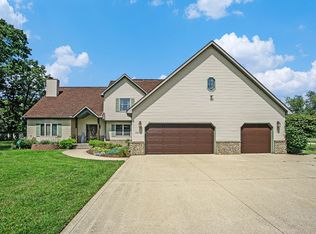 26226 Smother Rd, Sturgis, MI 49091