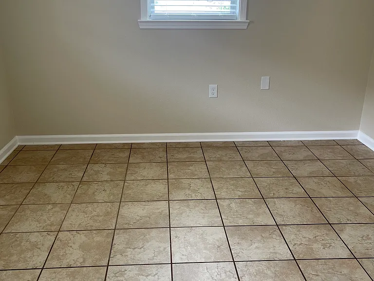 1124 Bedroom A