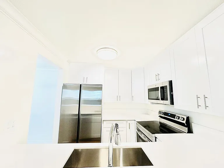 3735 Bagley Ave — Photo 5