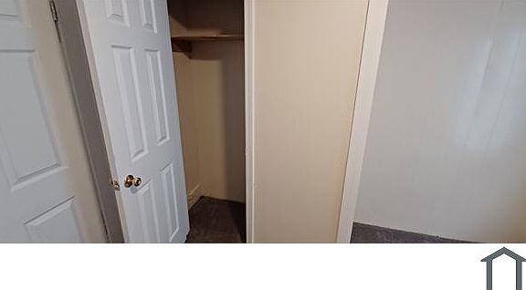 3rd image of 332 S 42nd St