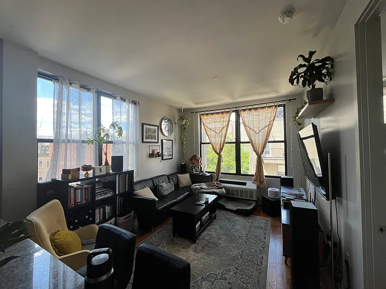 41 Kosciuszko St #415 — Photo 2