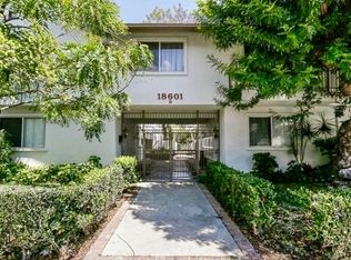 18601 Collins St APT D21, Tarzana, CA 91356