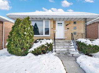 7725 S Albany Ave, Chicago, IL 60652