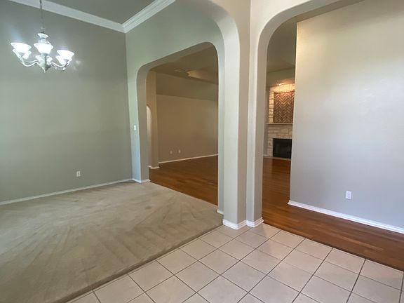 3rd image of 217 Cattail Cir