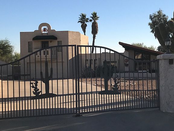 FRONT- ELECTRIC GATES CLOSED