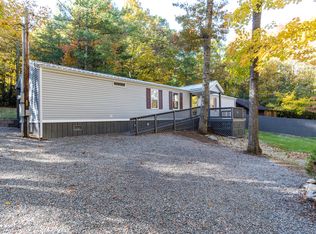 1021 Pedro Shoun Ln, Mountain City, TN 37683